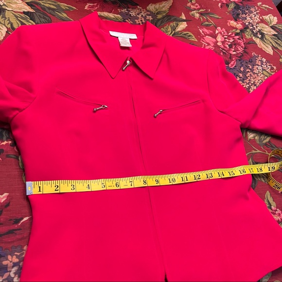 Casual Corners – 2 pc Day to Evening - Red “Hot” 100% Silk Suit- Skirt/Jacket - Picture 8 of 15